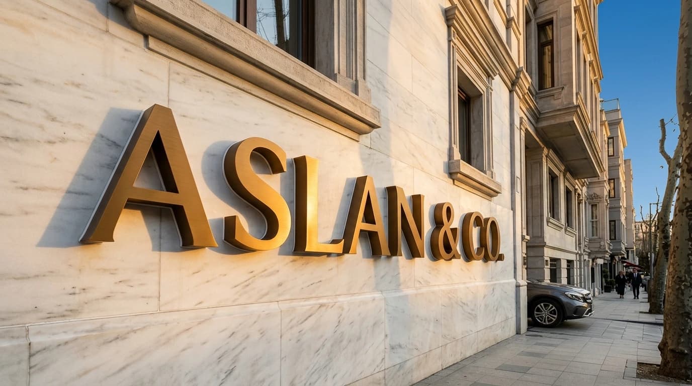 Bronz Kutu Harf — İstanbul tabela